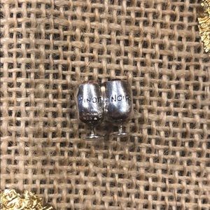 Pino wine charm, pandora compatible